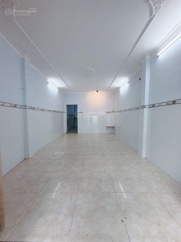 6tỷ900 74m2ngang 4x18 3 pn  tôn thất thuyết  có chỗ đậu xe hơi