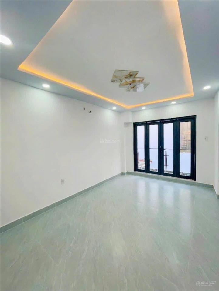 5tỷ3004tầng hoàng diệu q4hxh cách mặt tiền vài bước chânkhông quy hoạch