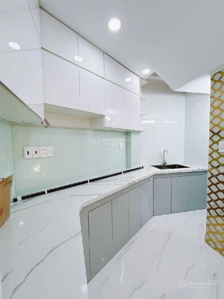 7tỷ500  5 tầng  hxh nguyễn thị thập q7 cách 50m ra mặt tiền  nhà mới xách vali vô ở ngay