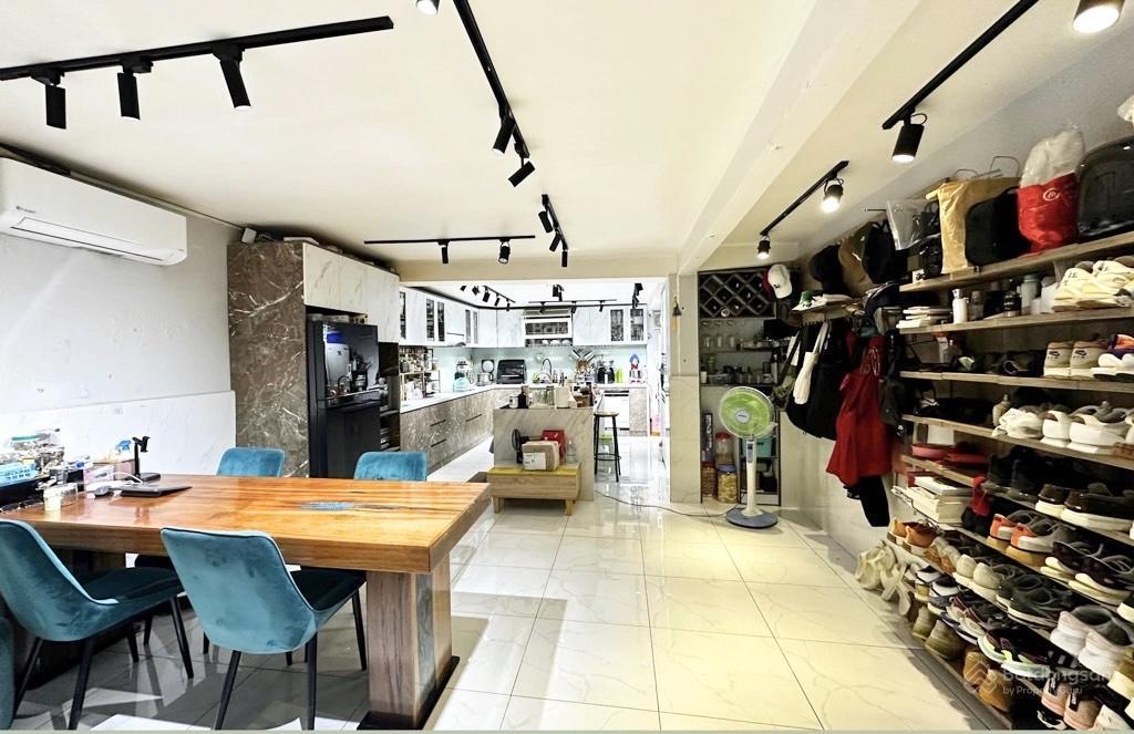 8 tỷ xíu 72m2 ngang 5m 3 tầng khánh hội, q4