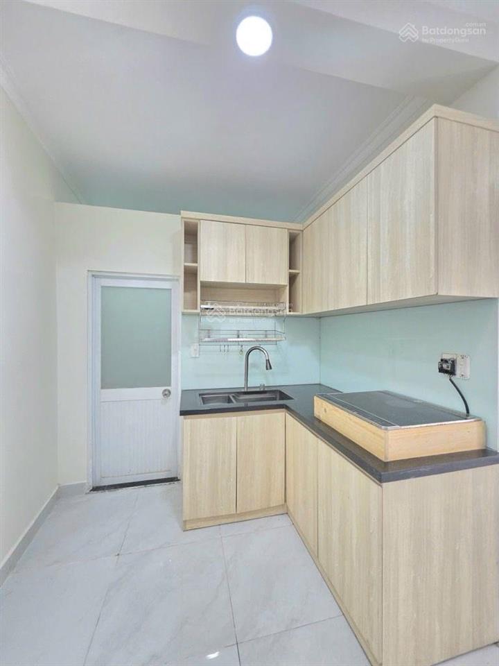 4 tỷ xíu  75m2 ngang 6.5m  sát mặt tiền huỳnh tấn phát  dưới 60 triệu/m2