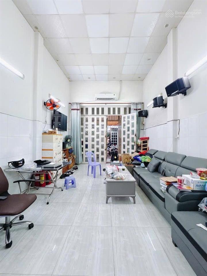 8tỷ70099,8mmặt tiền hẻm xe tải tôn thất thuyết thông đoàn văn bơ ra nguyễn thất thành