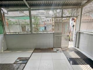 3 tỷ 800  66,4m2 ngang 5,5m  chủ gấp  tôn thất thuyết 1/ q4  hẻm thông