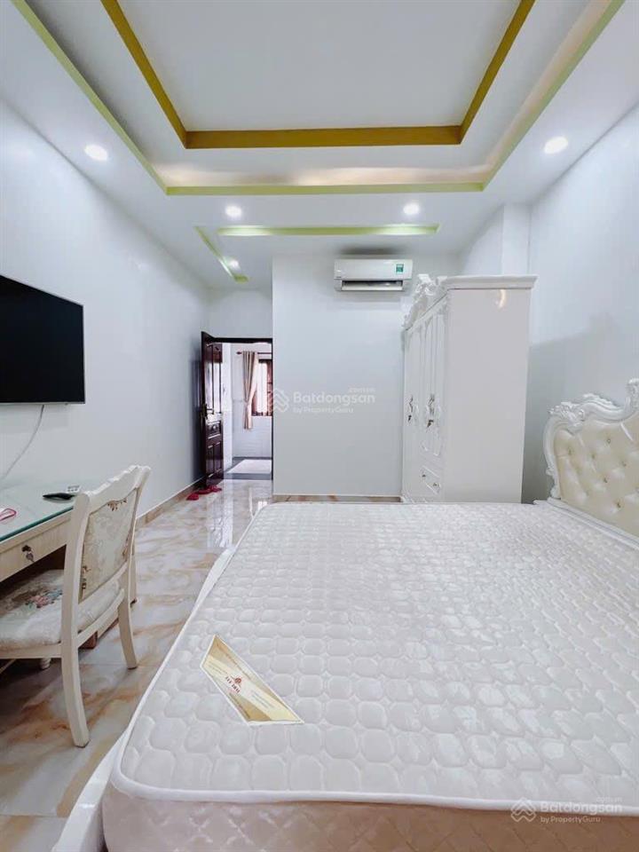 7tỷ5005 tầng ngang 6,5mnhà b60 nguyễn thần hiến q4dân cư hiện hữu