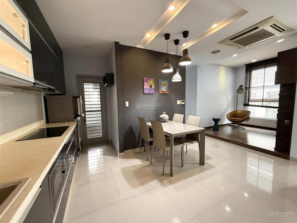 Cho thuê căn hộ chung cư phú mỹ hưng, cạnh trường quốc tế nam sài gòn, 87m2, 2pn, 2wc, nhà sang xịn