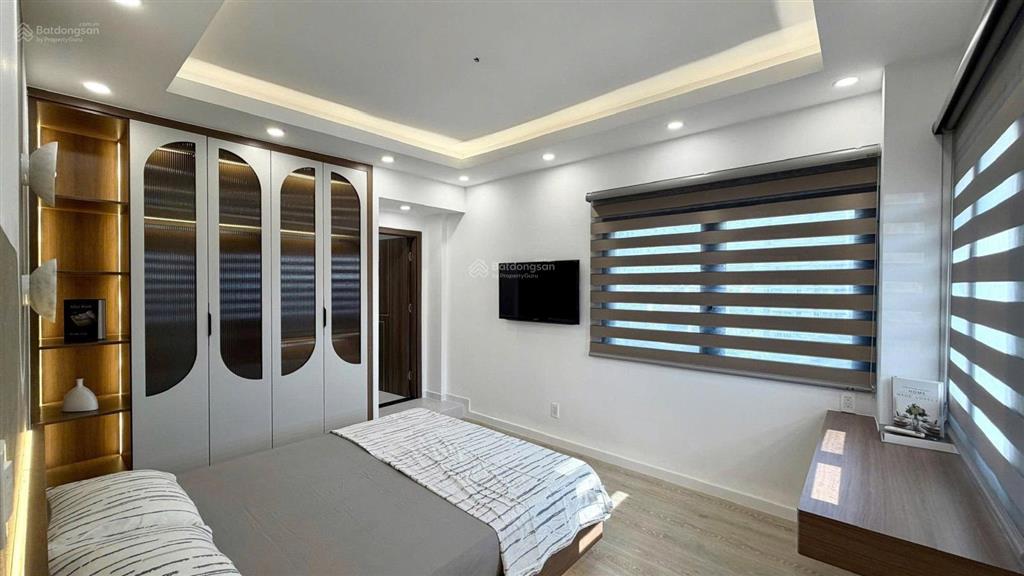 Cho thuê căn hộ chung cư phú mỹ hưng, cạnh sc vivocity, 80m2, 2pn,2wc, nhà đẹp lung linh vào ở ngay