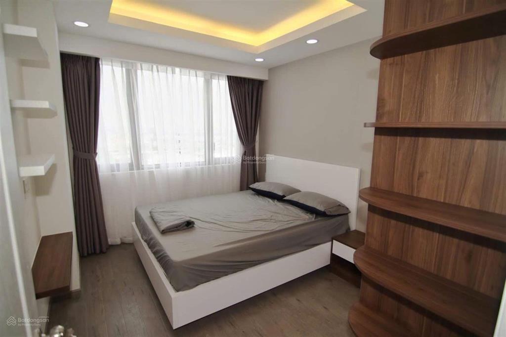 Cho thuê căn hộ chung cư phú mỹ hưng, cạnh trường quốc tế canada, 76m, 2pn, 2wc, nhà đẹp vào ở ngay