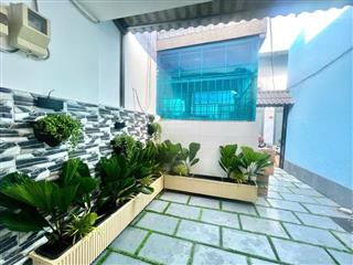 Hơn 3 tỷ, nhà gần phú mỹ hưng quận 7, dt 4x17m  3pn  shr hc