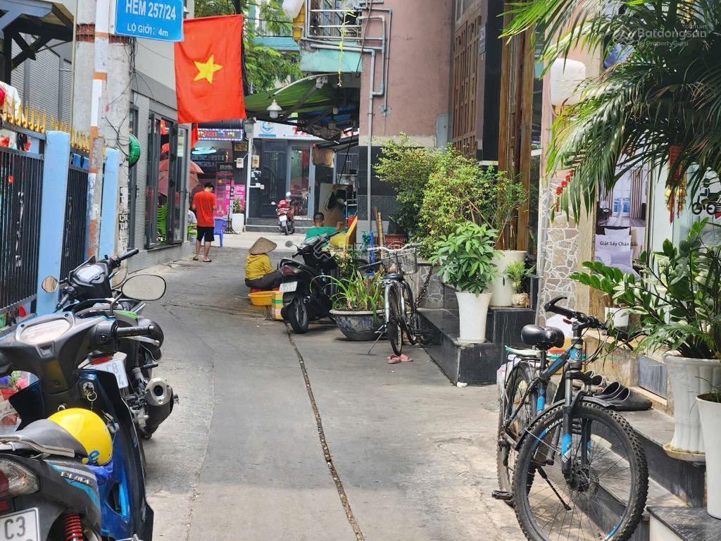 Nguyễn thị thập q7, siêu phẩm dòng tiền 50 tr/th, chdv 4 tầng 8 pn, hẻm xe hơi, thang máy, 6 tỷ hơn