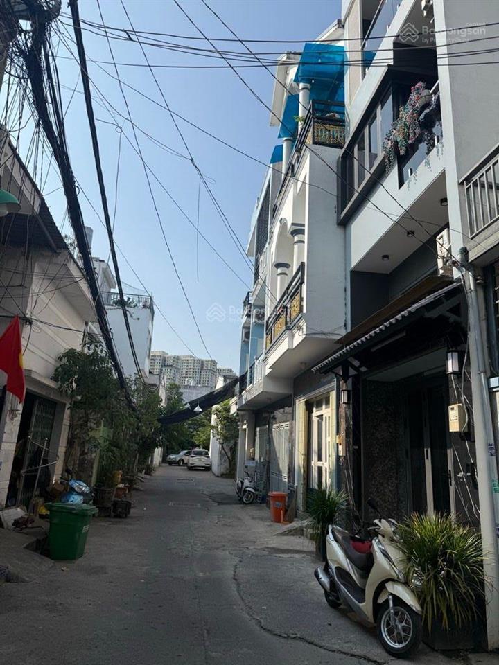 Siêu phẩm 5 tầng hẻm xe hơi tránh full nội thất gần phú mỹ hưng q.7 dt 4x13 shr  chỉ 6 tỷ