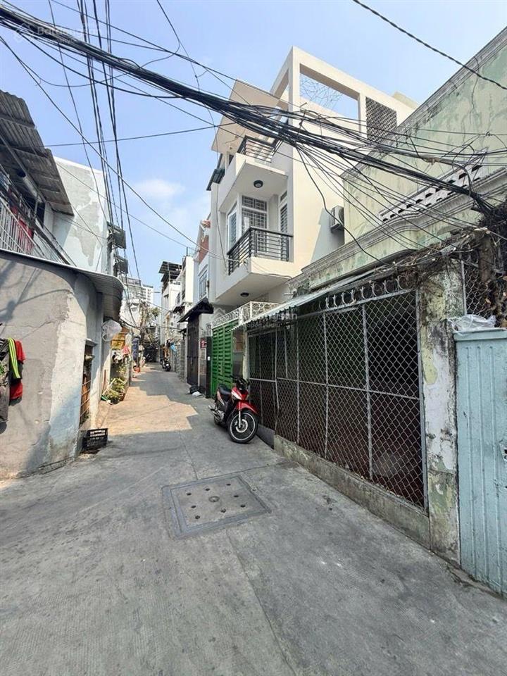 Nhà cấp 4 tiện xây mới  đường tân mỹ quận 7 dt 4x20m  trước nhà 4m