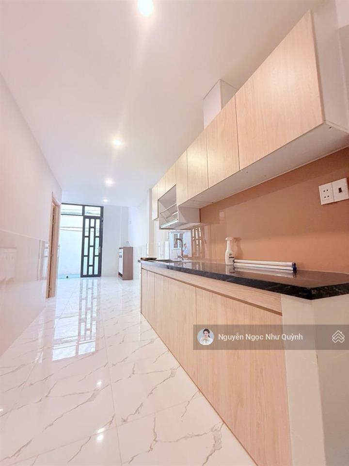 Chỉ 4.x tỷ, nhà mới ngang 5.3m 2 lầu, quận 7, shr, trước nhà 3m  cạnh phú mỹ hưng