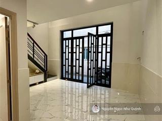 Chỉ 4.x tỷ, nhà mới ngang 5.3m 2 lầu, quận 7, shr, trước nhà 3m  cạnh phú mỹ hưng