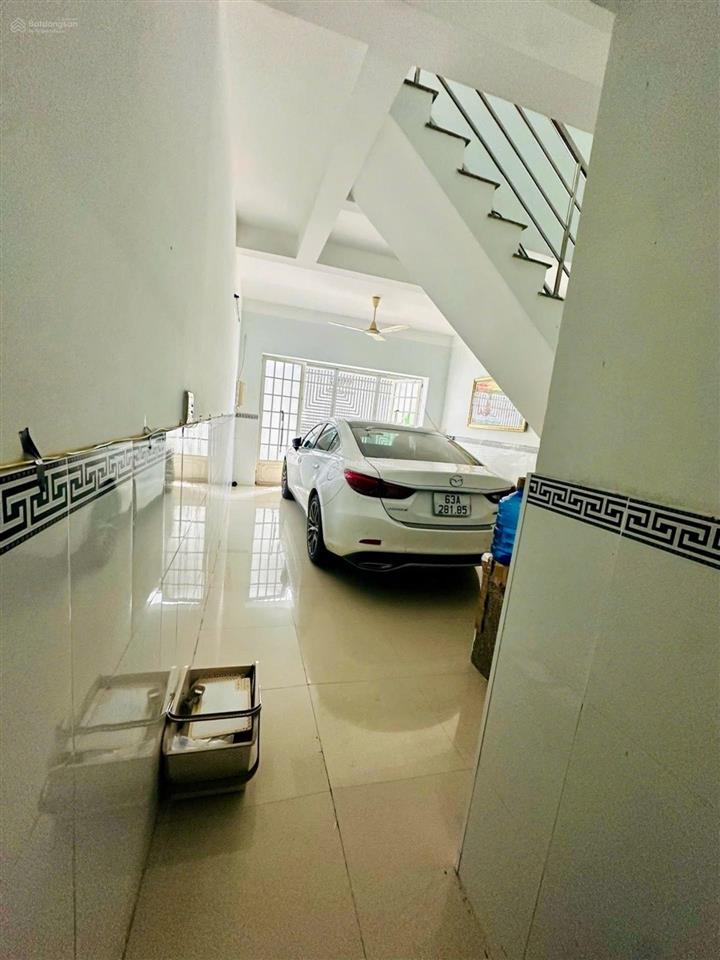 Nhà lê văn lương xe hơi ngủ trong  ngang 5m dài 15m  5 tỷ nhỉnh  shr