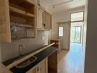 Khai trương chdv mới xây 1 phòng ngủ tone gỗ dành cho khách thích thiên nhiên