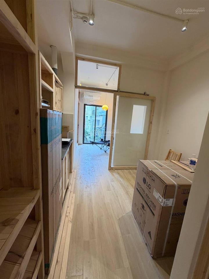 Khai trương chdv mới xây 1 phòng ngủ tone gỗ dành cho khách thích thiên nhiên