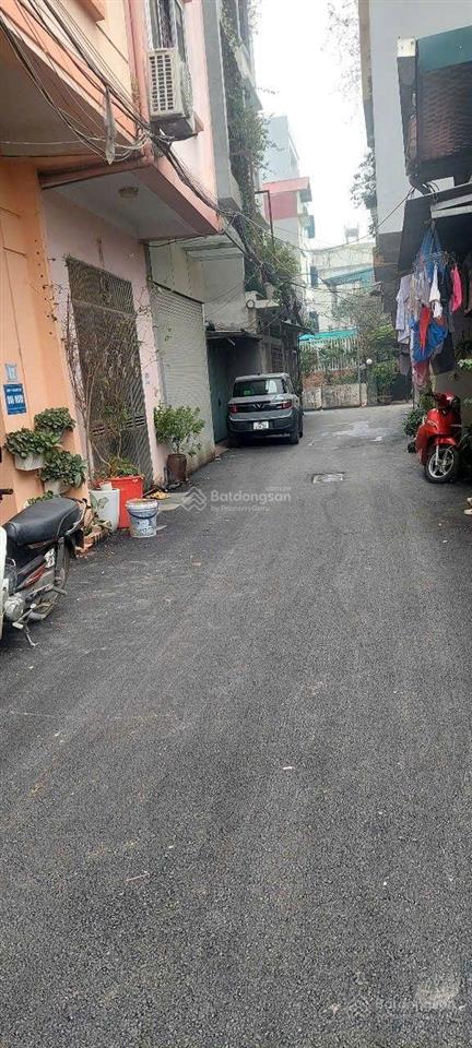 Mình cần bán nhà dt 45m2 mt 3.9 nhà 2 tầng nở hậu. nhà xây kiên cố sử dụng được ngay