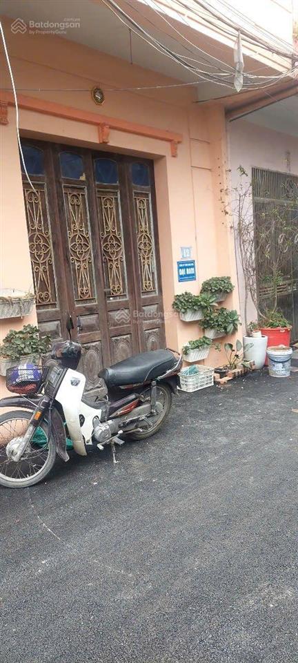 Mình cần bán nhà dt 45m2 mt 3.9 nhà 2 tầng nở hậu. nhà xây kiên cố sử dụng được ngay