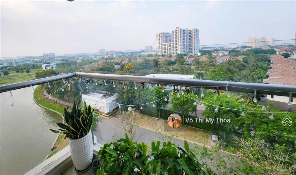 Bán căn góc 2pn 2wc đẹp mát, tốt nhất chung cư flora kikyo nam long, có sổ hồng