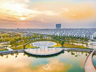 Cho thuê gấp biệt thự an quý villa 230 m2, đối diện công viên làm văn phòng, viện dưỡng lão.