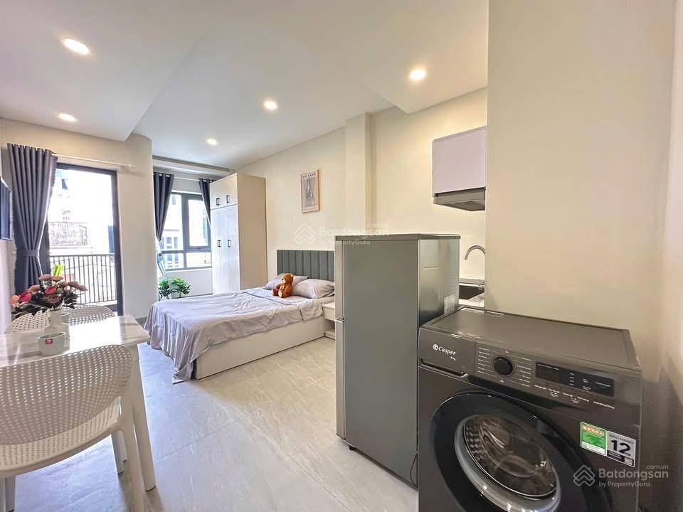 Cho thuê chdv 40m2 full nội thất ban công ở đường hoa hồng q. phú nhuận gần q1,q3