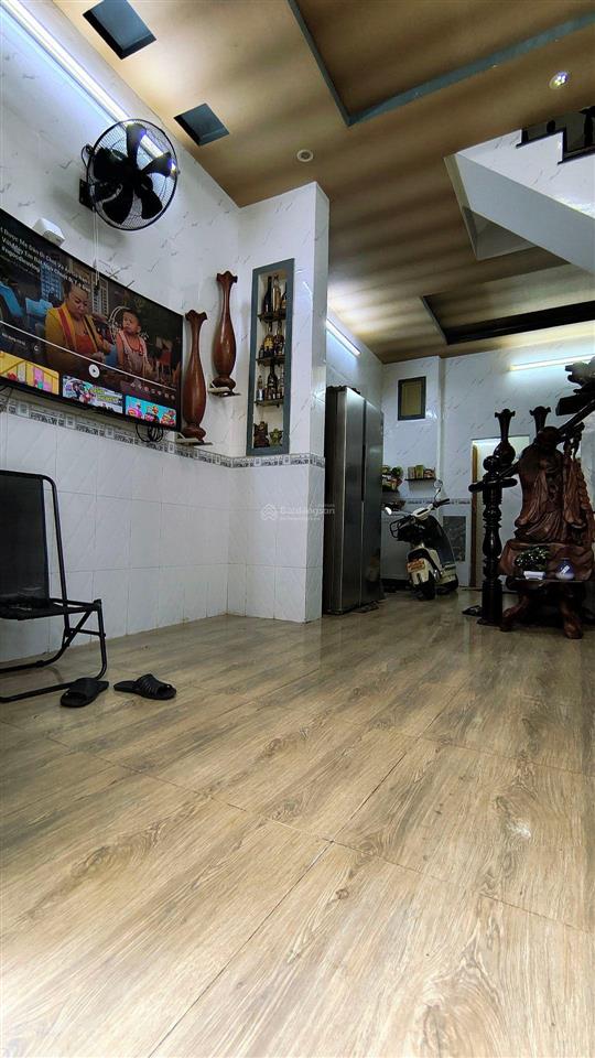 Nhà 4tang ngang 4m lưu hữu phước p15q8.nha 1tet 3lau 5pn.khu hiện hữu.