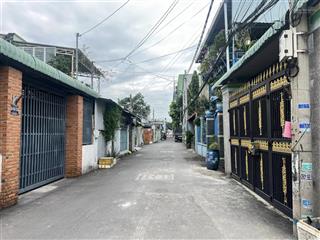 Nhà góc 2 mặt tiền ô tô  103m2  đường quốc lộ 13  gần vạn phúc city  chỉ 8,150 tỷ