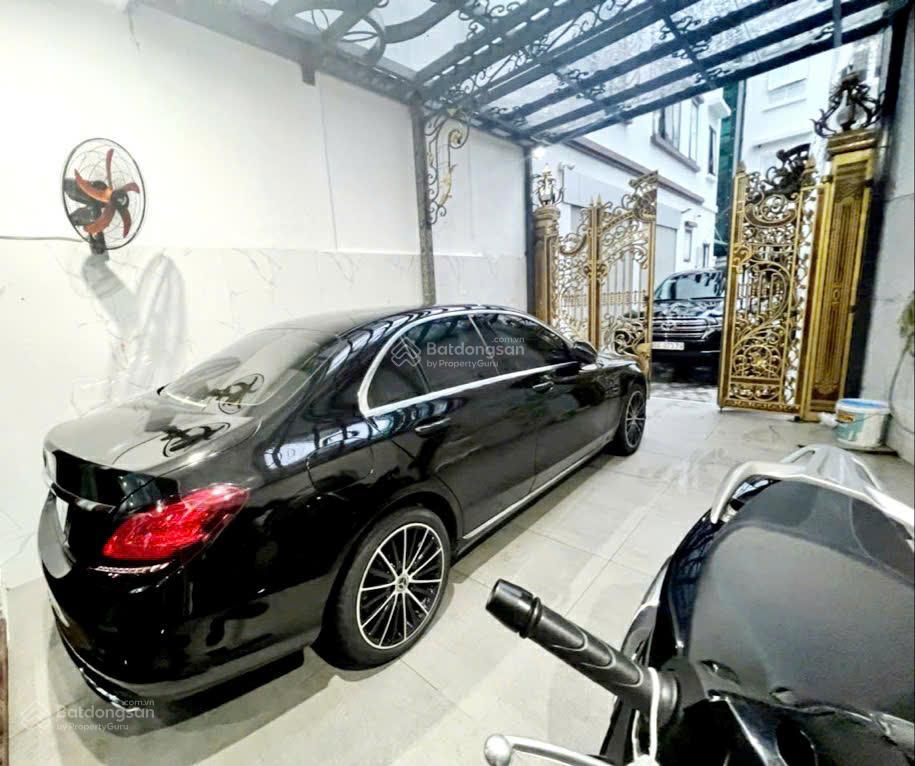 Bán gấp nhà phố minh khai  hàng xóm times city, ô tô đỗ quanh nhà, 124m2 x 5t thang máy, hơn 24 tỷ