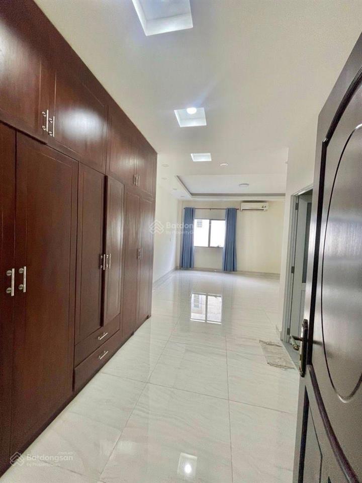 Bán nhà 120m2 ( 5 x 24 ) , kdc vip phú lợi , 4 tầng btct kiên cố , đường rộng 20m có lề , 9.9 tỷ tl