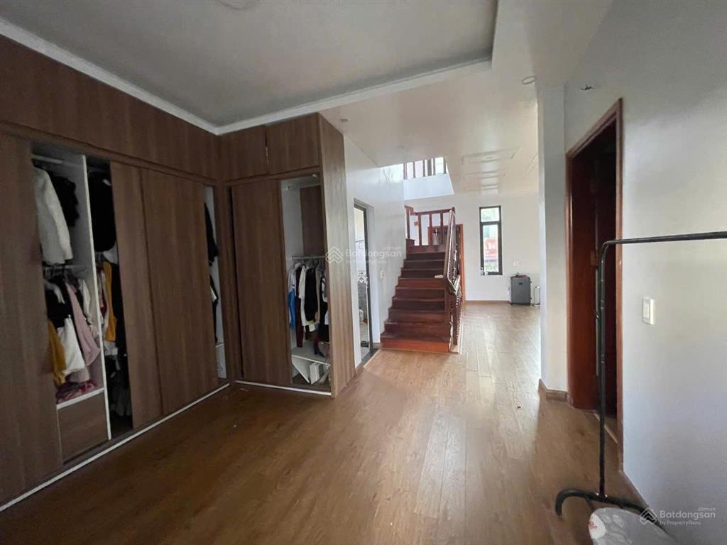 Bán nhà riêng 2 mặt tiền ở bán đảo bảo ninh xinh đẹp, đi bộ 10p ra tắm biển