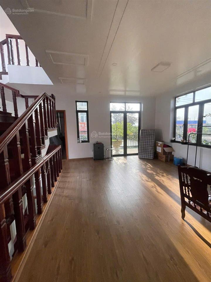 Bán nhà riêng 2 mặt tiền ở bán đảo bảo ninh xinh đẹp, đi bộ 10p ra tắm biển