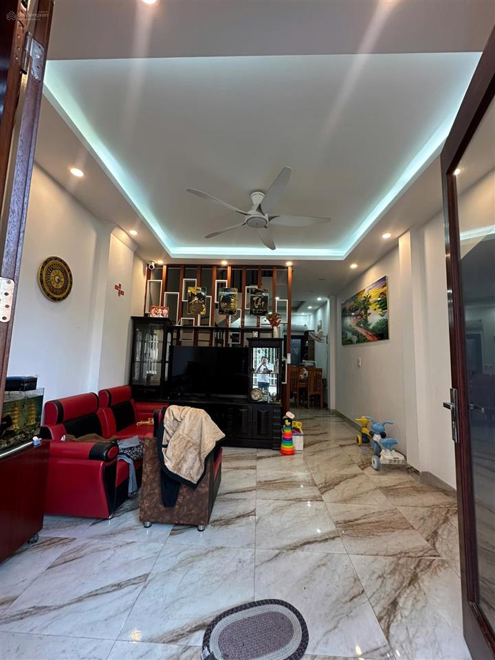 Ngã tư trôi  ôtô đỗ cổng  4 tầng dân xây đơn lập nhỉnh 4 tỷ. 41m2  4 tầng vị trí đẹp, ôtô