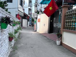 Chủ nợ ngân hàng 1,6 tỷ  lãi suất cao không gánh được  bán gấp