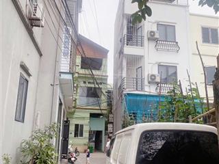 Chủ nợ ngân hàng 1,6 tỷ  lãi suất cao không gánh được b.án gấp