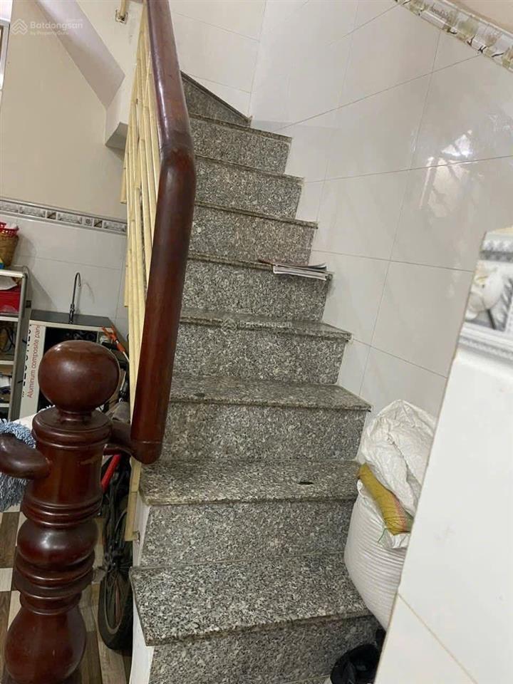 Nhà góc 3 mặt tiền chợ kinh doanh đường trần văn thành, phường 8, quận 8