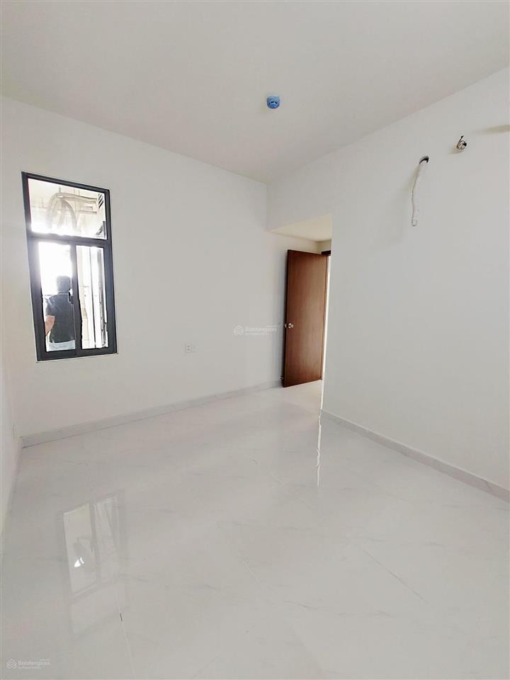 Bán 2 căn hộ lầu 4 và 9 chung cư green river phạm thế hiển p6,q8