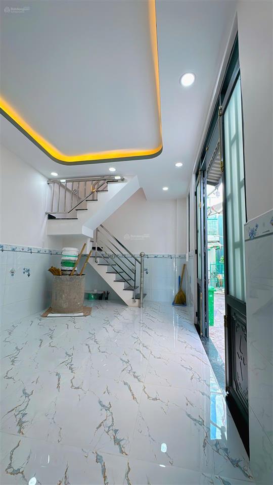 Bán nhà mới đẹp cách mặt tiềm ụ cây 10m thẳng thuộc phường 10 quận 8