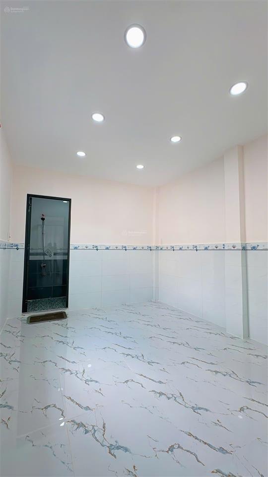 Bán nhà mới đẹp cách mặt tiềm ụ cây 10m thẳng thuộc phường 10 quận 8