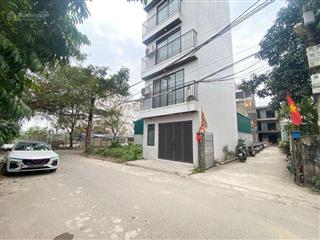 Cực hiếm, 70m2 nhà 4 tầng long biên, gara ô tô, pháp lý sạch chỉ 150tr/m2