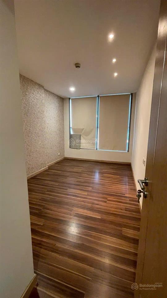 Chính chủ gửi bán căn hộ siêu đẹp tại thăng long number one 173m2 4 phòng ngủ view thoáng mát