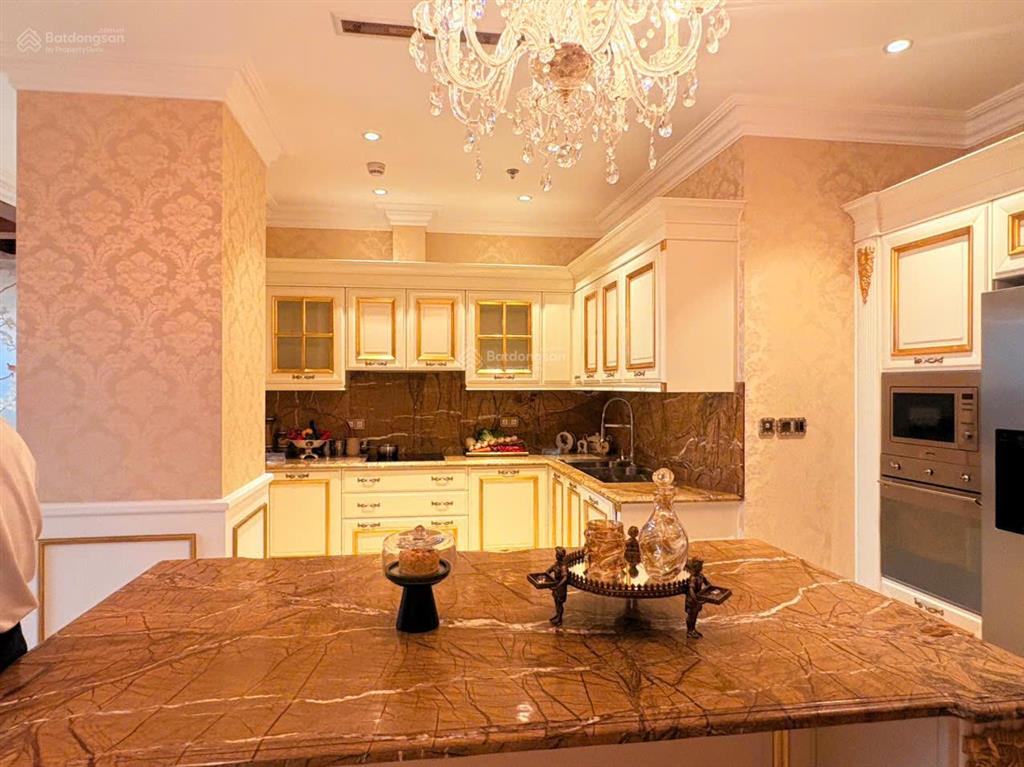Bán cc 3pn, 198.8m2 tại hanoi signature, nguyễn văn huyên, cầu giấy, hà nội, giá thỏa thuận