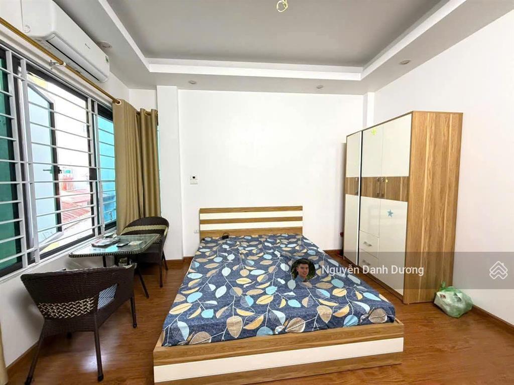 Bán nhà đẹp ở ngay, đầy đủ nội thất, ngõ nông gần phố, khu vực hoàng quốc việt, trần cung, cầu giấy