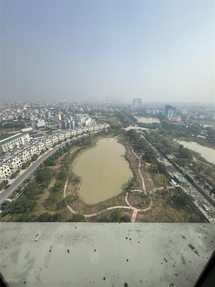 Chính chủ cần chuyển nhượng căn hộ 2 phòng ngủ siêu đẹp tại tòa moonlight 1 an lạc green symphony.