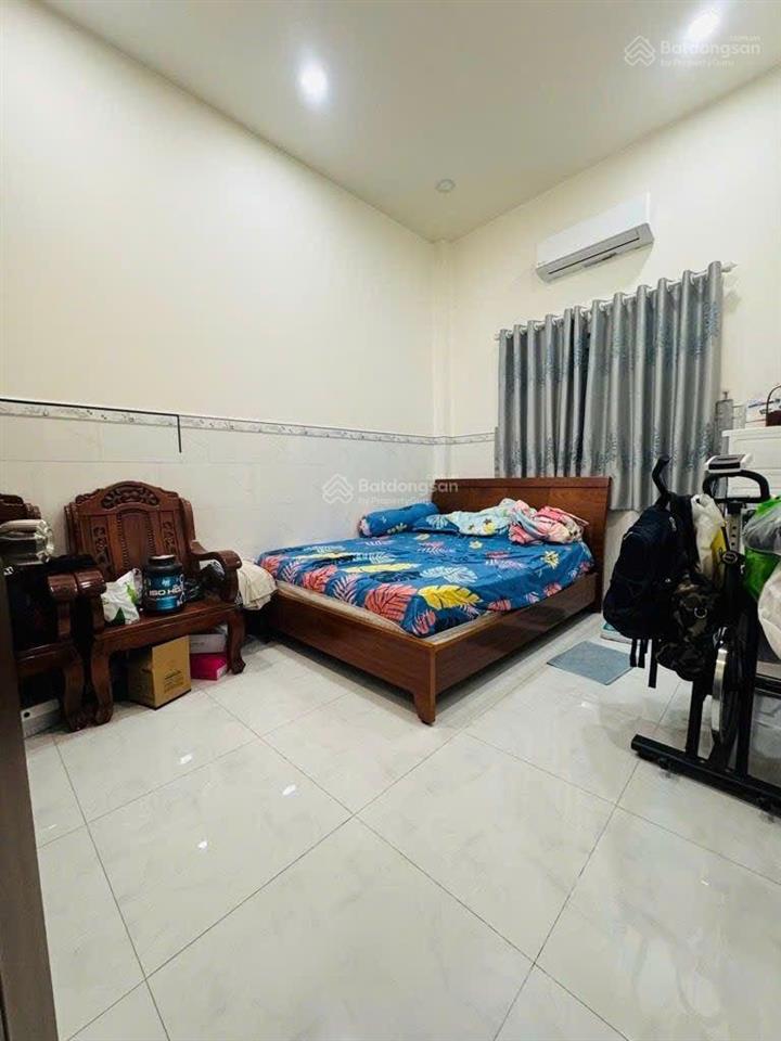 Nhà tân hoà đông  quận 6  84m2  hẻm xe hơi tới cửa  2 tầng  chỉ 8.x tỷ