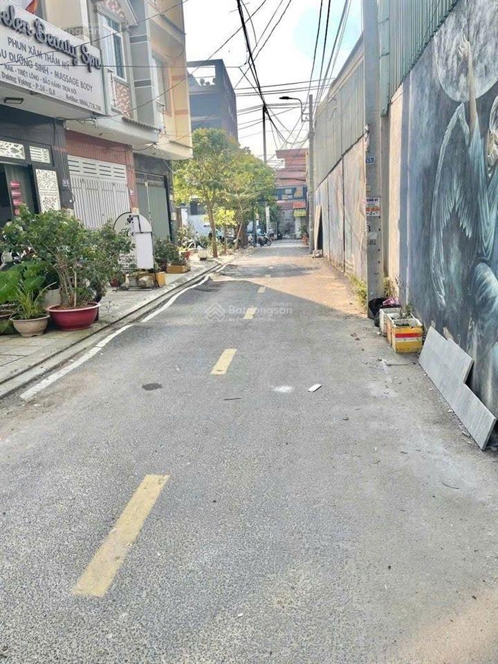 Nhà an dương vương  quận 8  4 tầng  xe hơi ngủ nhà  42m2  gần mặt tiền  6.x tỷ.