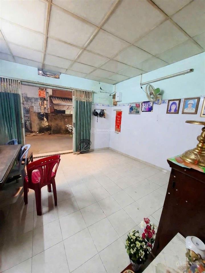 Nhà phạm văn chí  quận 6  115m2  6pn  hẻm xe hơi tới cửa  9 t.ỷ