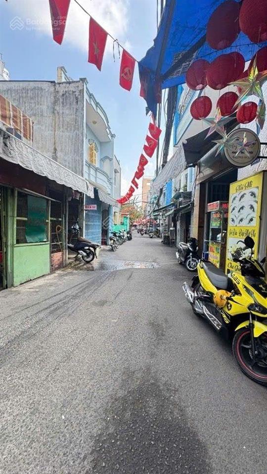 Nhà tân hoà đông  quận 6  nở hậu  3 tầng  5 phòng ngủ  58m2  4.x tỷ