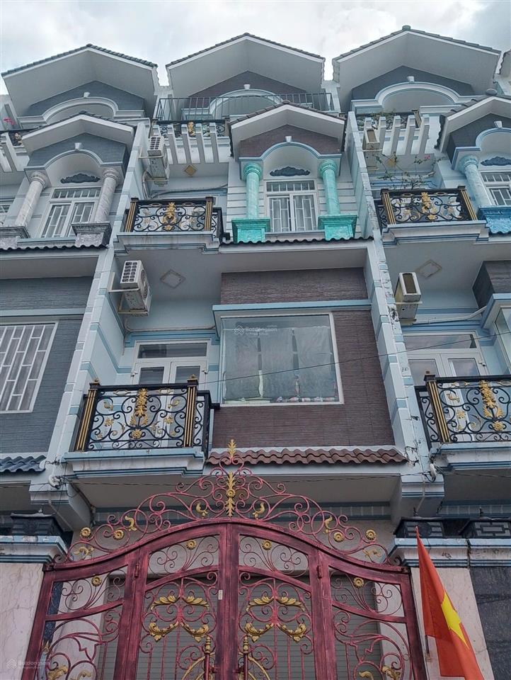 Nhà đẹp an dương vương quận 8
 hẻm ô tô vào tận cửa  4pn  sân thượng  7,x tỷ.