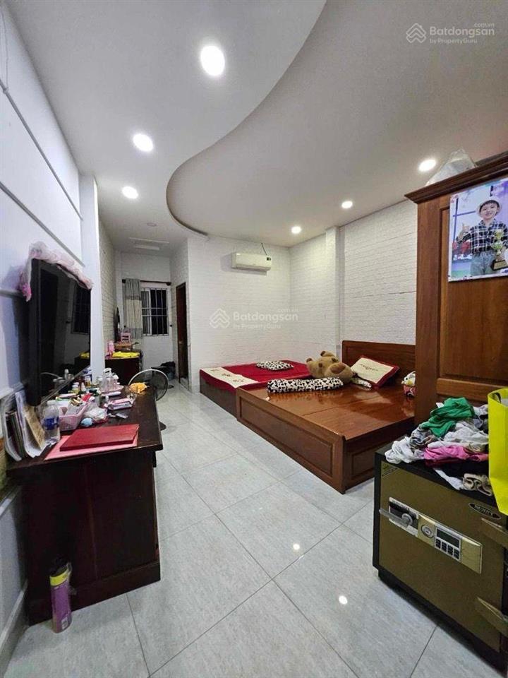 Nhà hậu giang  quận 6  hẻm thông  4 tầng  79m2  4pn  5wc  7.x tỷ