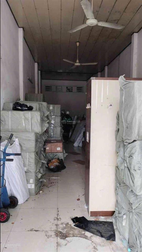 Nhà mặt tiền lò gốm  quận 6  76m2  2 tầng  3pn  2wc  tiện kinh doanh  8.x tỷ.
